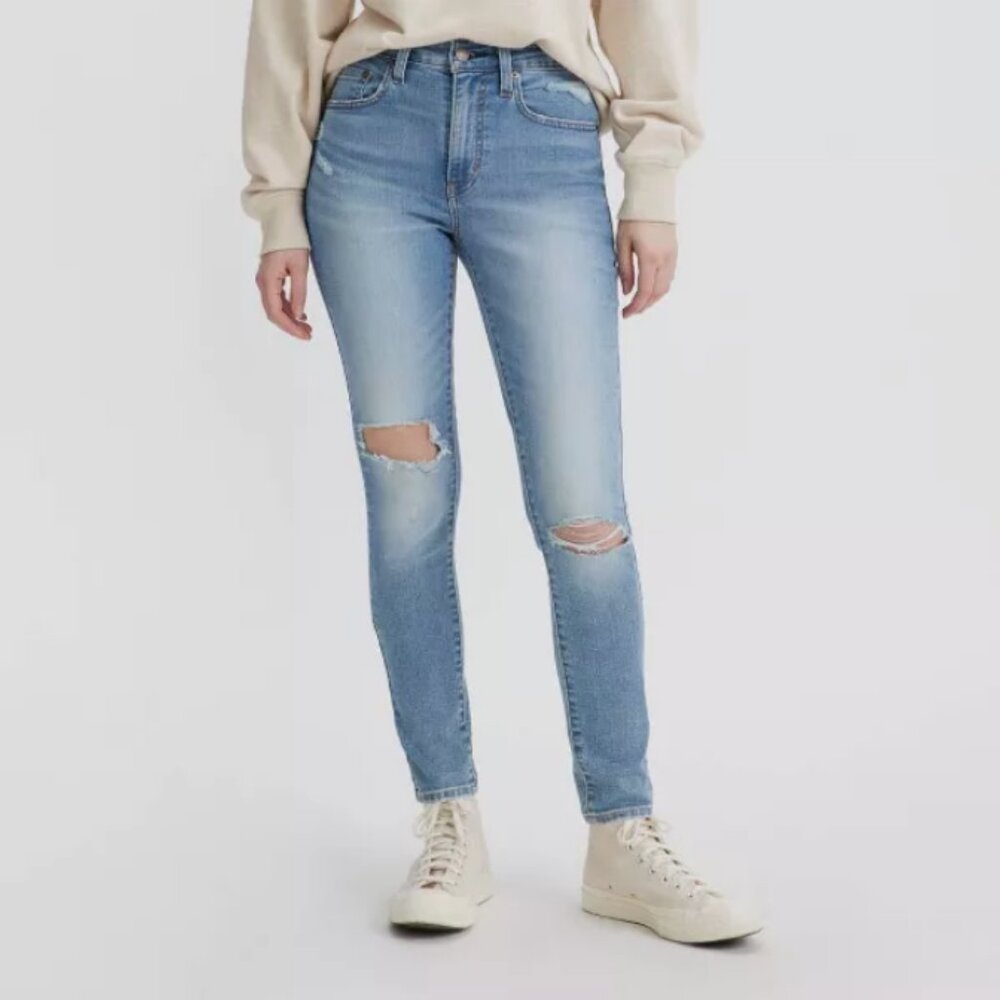 Levi's® Women's 721 High-Rise Skinny Jeans - High Beams 26